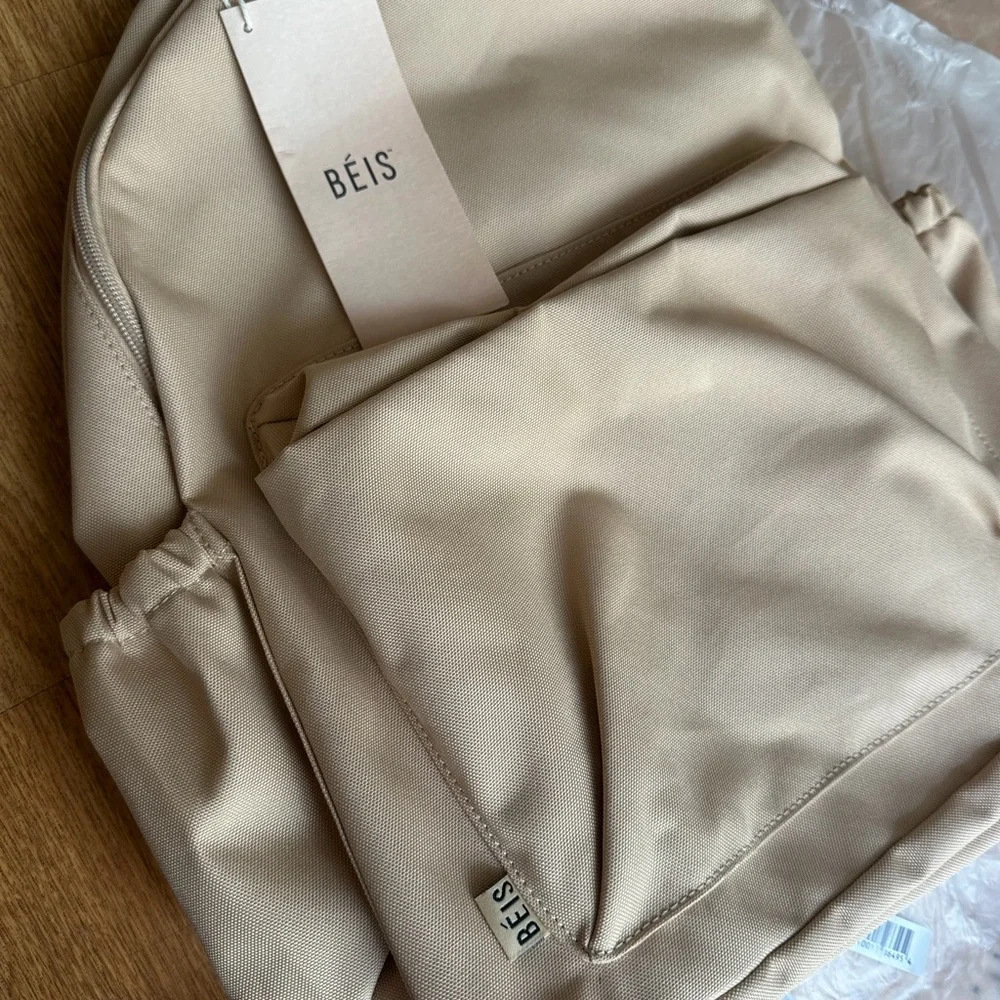 BEIS “The BEISics” BACKPACK IN BEIGE - NWT 😍😍 - UNISEX - Picture 4 of 11